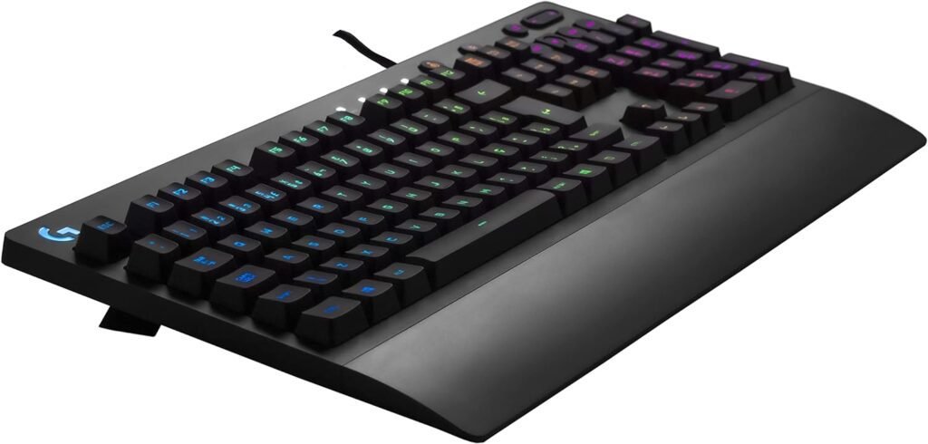 Logitech G213 Teclado Mecânico Gamer com apoio
